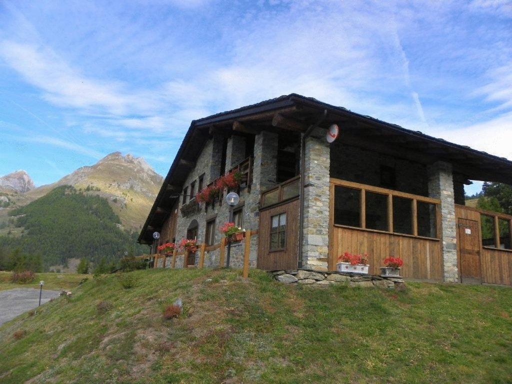 Hotel Les Granges La Thuile Eksteriør bilde