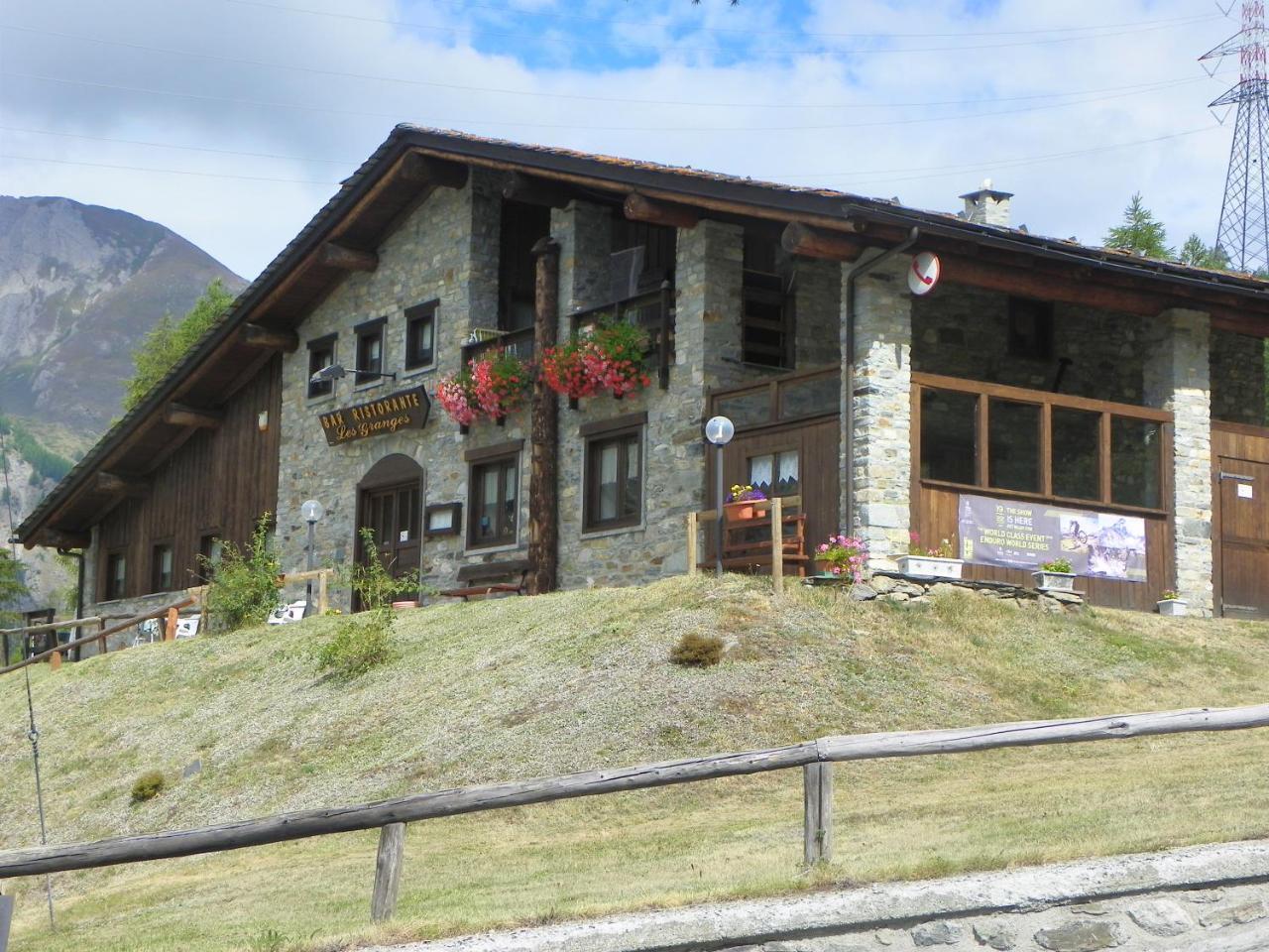 Hotel Les Granges La Thuile Eksteriør bilde